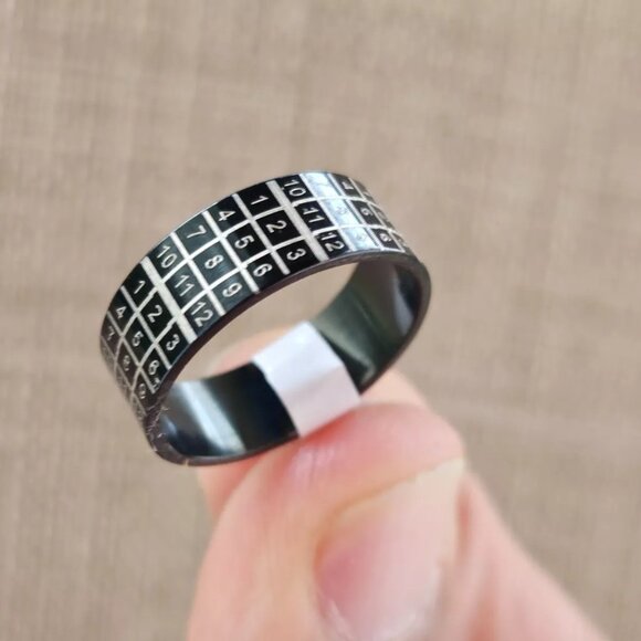 Unisex RING Black Fancy Counting Ring Band Fashion Jewelry Size 8.5 Unbranded - Picture 6 of 8